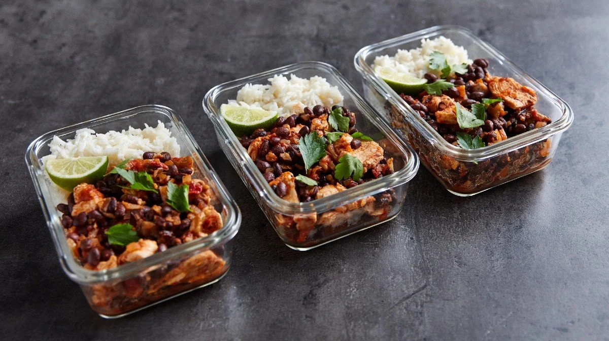 chicken burrito bowl meal prep
