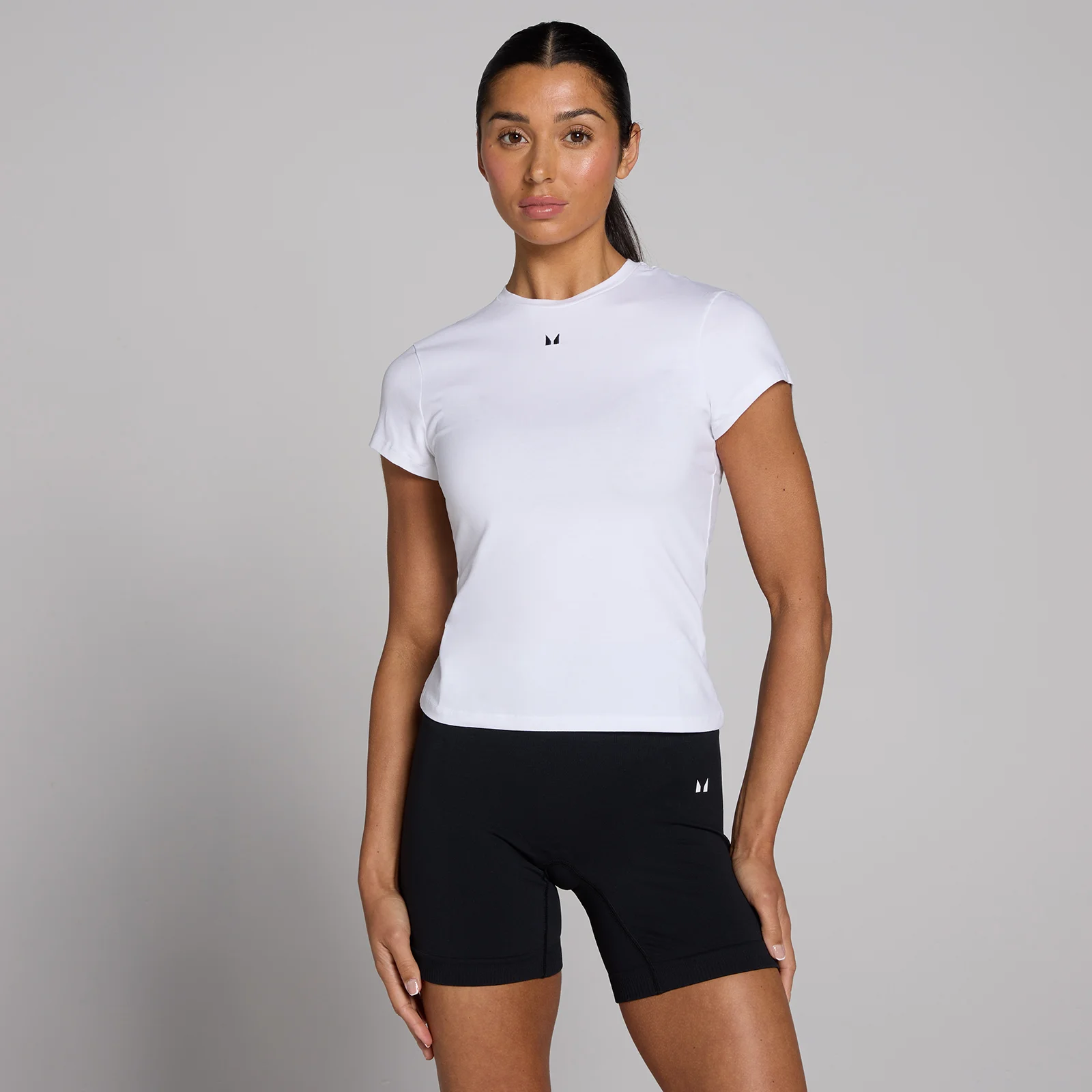 Co'Couture Semi-transparante top van mesh • Zwart • de Bijenkorf Co'Couture Semi-transparante top van mesh • Zwart • de Bijenkorf