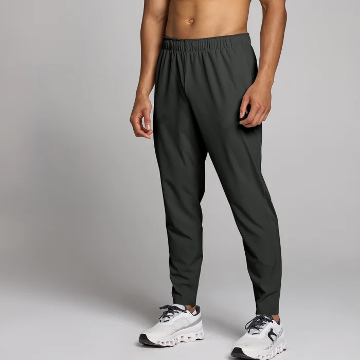 Moose Knuckles Brooklyn tapered fit joggingbroek met steekzakken • Lichtgrijs • de Bijenkorf Moose Knuckles Brooklyn tapered fit joggingbroek met steekzakken • Lichtgrijs • de Bijenkorf