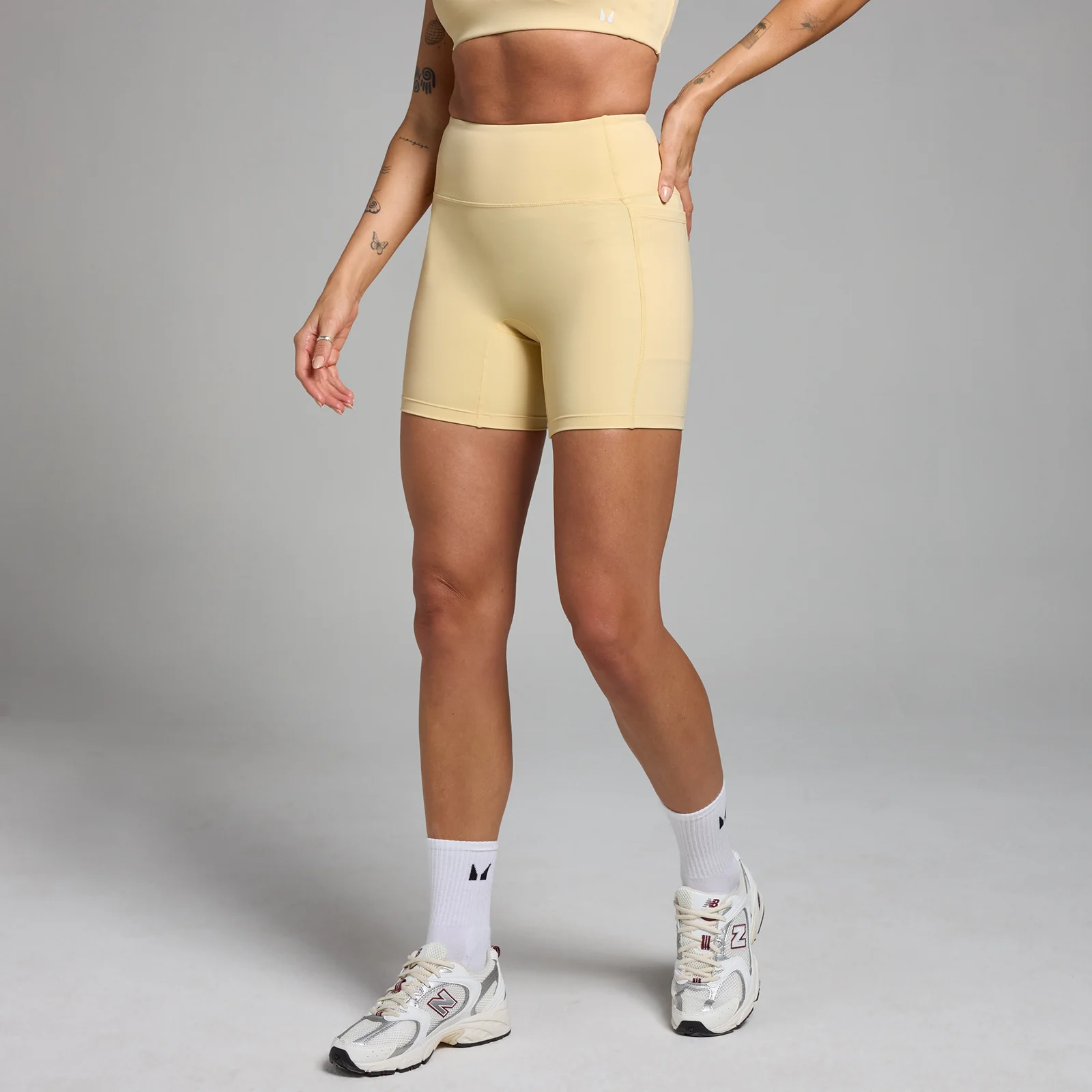 MP Active wielershort met zakken voor dames - Karnemelkwit - XS Afbeelding 1